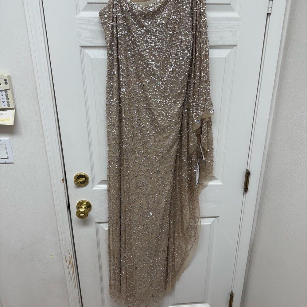 Elegant Sequin Evening Gown - Champagne
